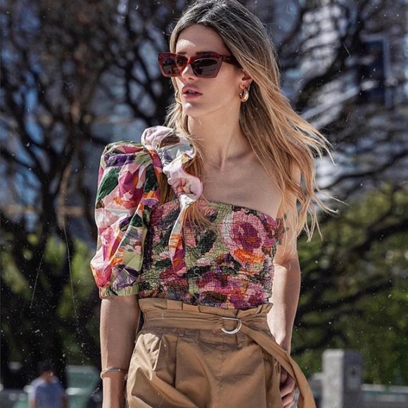 𝗡𝗪𝗧 𝗭𝗮𝗿𝗮 • Printed Asymmetric Top TRF - Picture 2 of 16